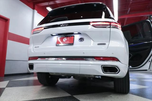 2023 Jeep Grand Cherokee Overland 4x4