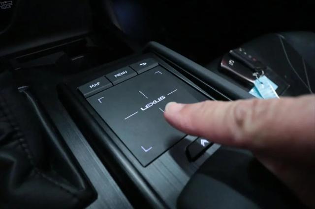 2022 Lexus ES 350 Ultra Luxury