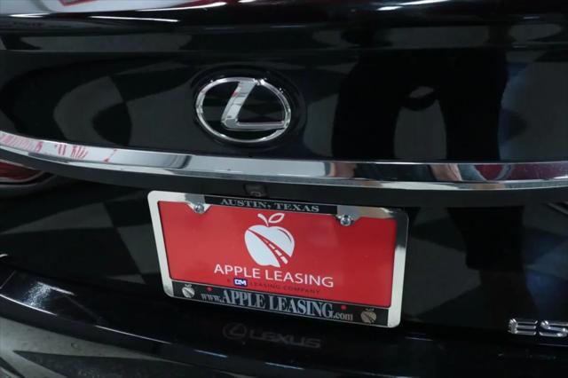 2022 Lexus ES 350 Ultra Luxury