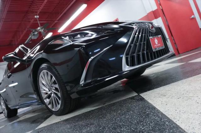 2022 Lexus ES 350 Ultra Luxury