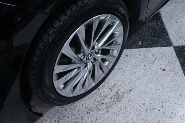 2022 Lexus ES 350 Ultra Luxury