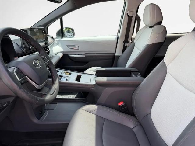 2024 Toyota Sienna XSE