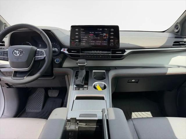 2024 Toyota Sienna XSE