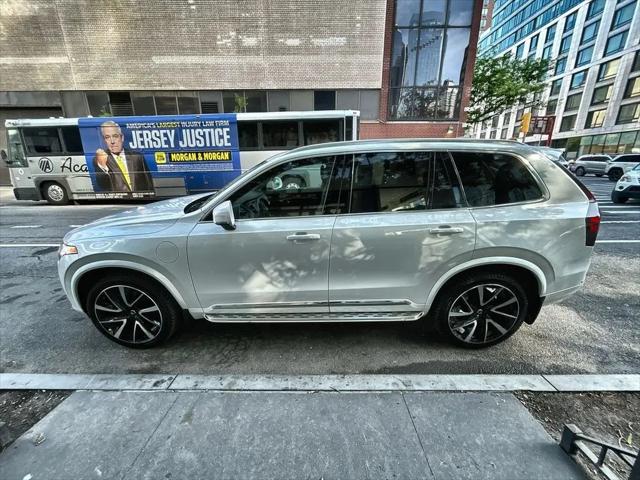 2021 Volvo XC90 Recharge T8 Inscription Expression 6 Passenger