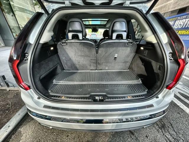 2021 Volvo XC90 Recharge T8 Inscription Expression 6 Passenger