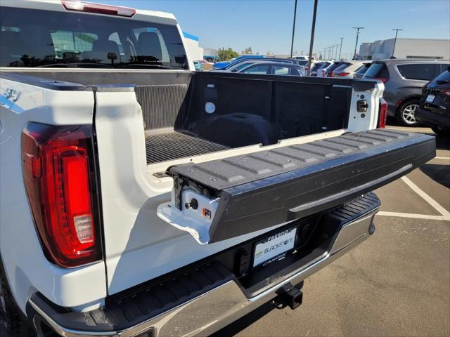 2024 GMC Sierra 1500 4WD Crew Cab Short Box SLT