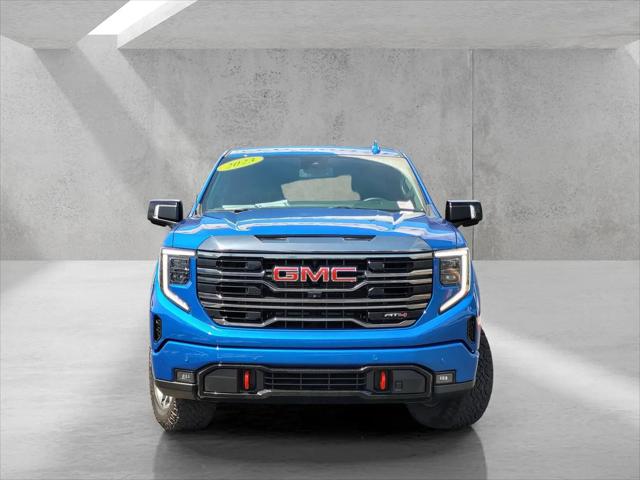 2023 GMC Sierra 1500 4WD Crew Cab Short Box AT4