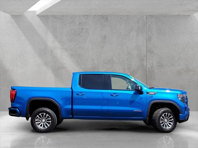 2023 GMC Sierra 1500 4WD Crew Cab Short Box AT4