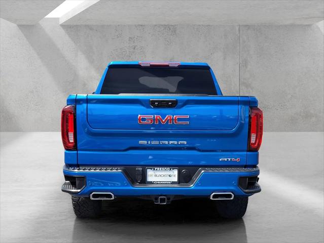 2023 GMC Sierra 1500 4WD Crew Cab Short Box AT4
