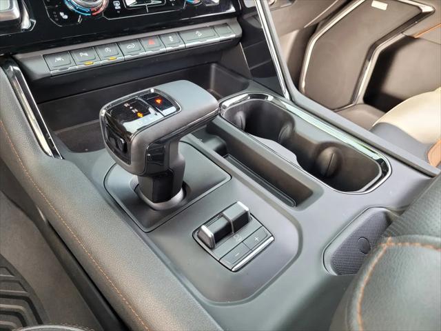 2023 GMC Sierra 1500 4WD Crew Cab Short Box AT4