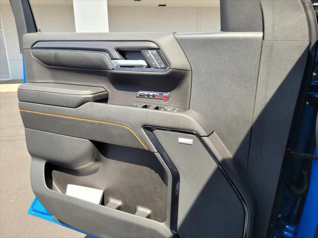 2023 GMC Sierra 1500 4WD Crew Cab Short Box AT4