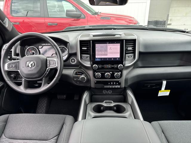 2026 Ram 1500 Express Crew Cab 4x4 5'7" Box