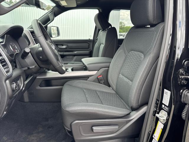 2026 Ram 1500 Express Crew Cab 4x4 5'7" Box