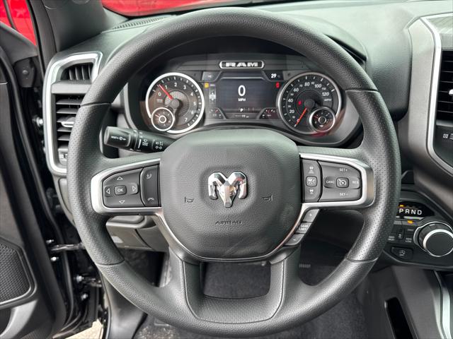 2026 Ram 1500 Express Crew Cab 4x4 5'7" Box