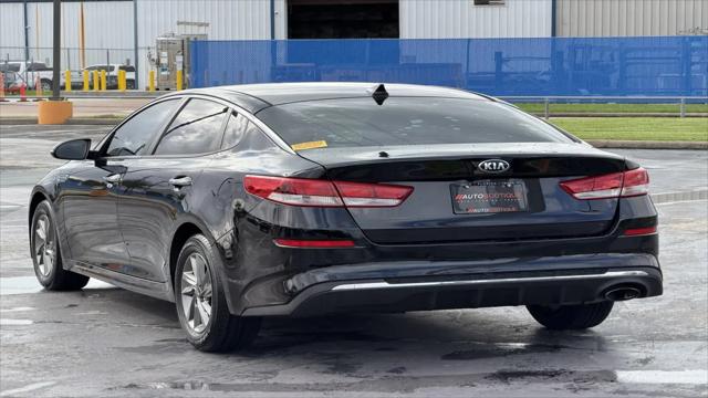 2019 Kia Optima LX