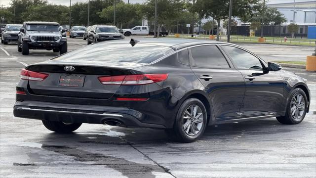 2019 Kia Optima LX