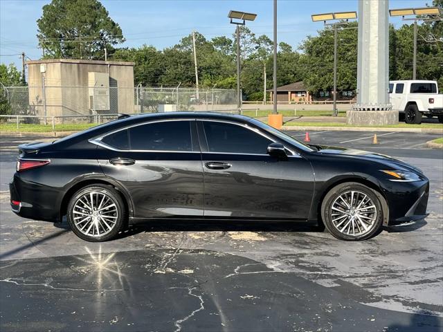 2024 Lexus ES 300h ES 300h