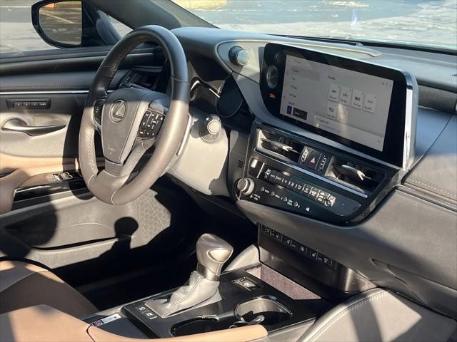 2024 Lexus ES 300h ES 300h