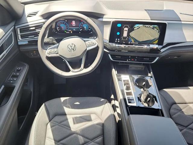 2026 Volkswagen Atlas Cross Sport SE with Technology