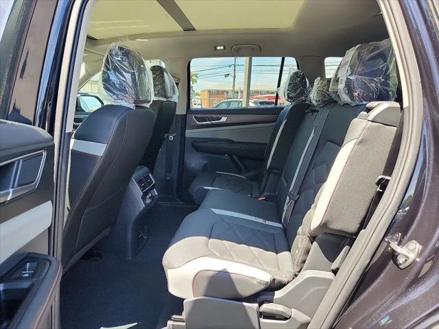 2026 Volkswagen Atlas Peak Edition