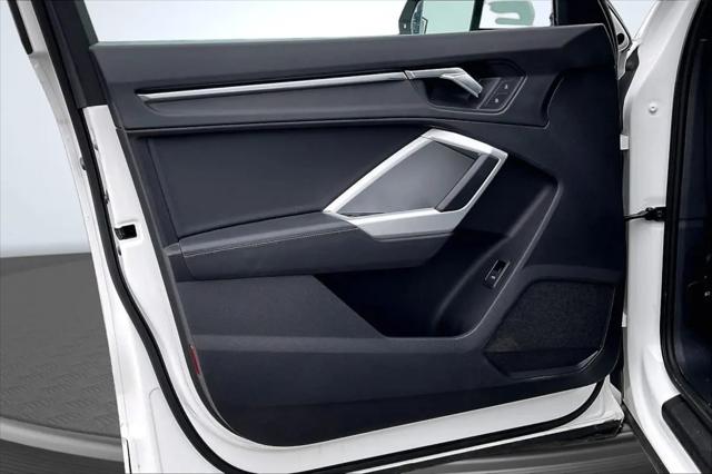 2021 Audi Q3 Premium 40 TFSI quattro Tiptronic