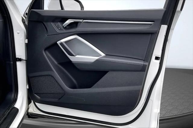 2021 Audi Q3 Premium 40 TFSI quattro Tiptronic