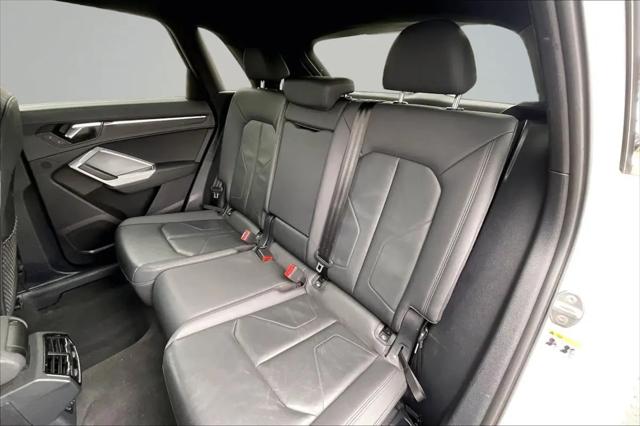 2021 Audi Q3 Premium 40 TFSI quattro Tiptronic
