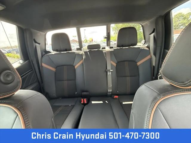 2025 GMC Canyon 4WD AT4
