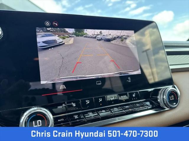 2025 GMC Canyon 4WD AT4