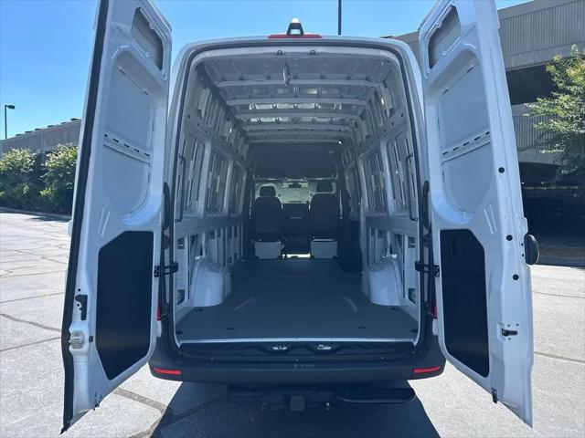 2025 Mercedes-Benz Sprinter 2500 High Roof 4-Cyl Diesel