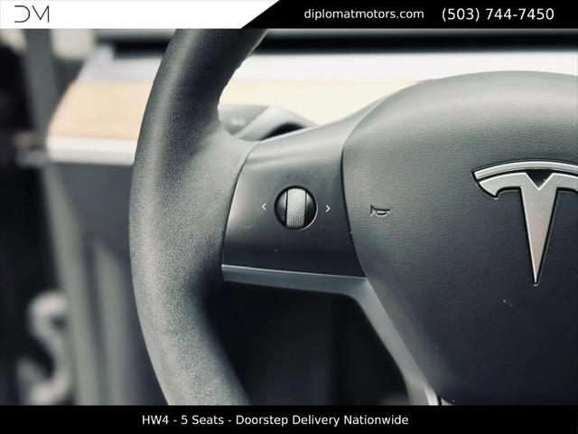 2024 Tesla Model Y Long Range Dual Motor All-Wheel Drive
