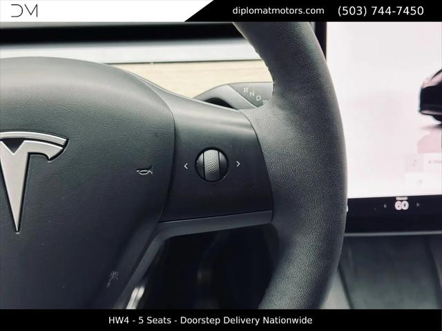 2024 Tesla Model Y Long Range Dual Motor All-Wheel Drive