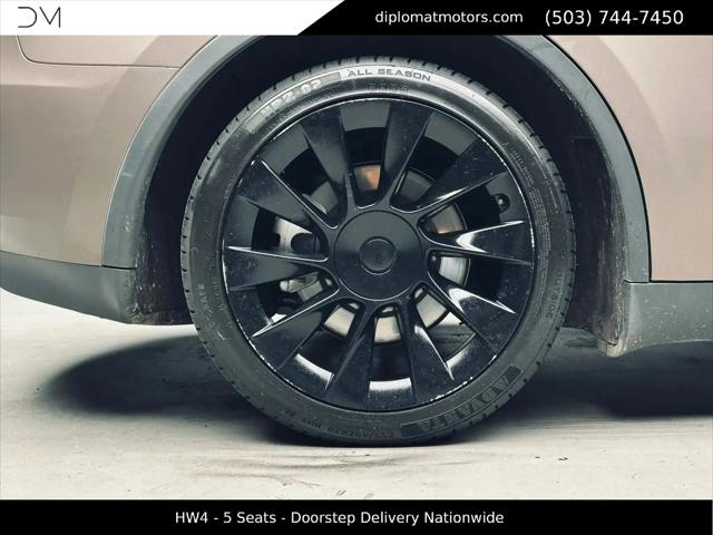 2024 Tesla Model Y Long Range Dual Motor All-Wheel Drive