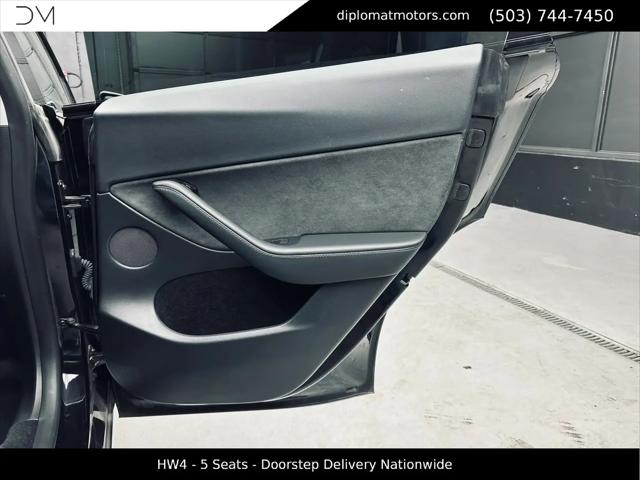 2024 Tesla Model Y Long Range Dual Motor All-Wheel Drive