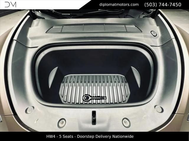 2024 Tesla Model Y Long Range Dual Motor All-Wheel Drive