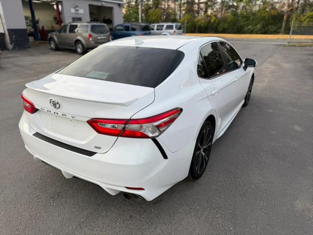 2020 Toyota Camry SE
