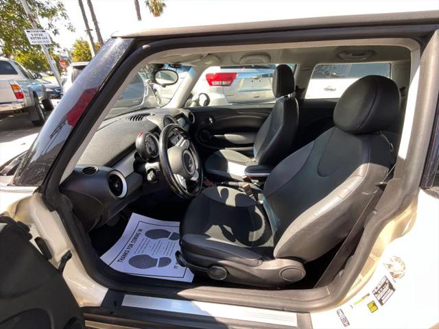 2010 MINI Cooper Cooper