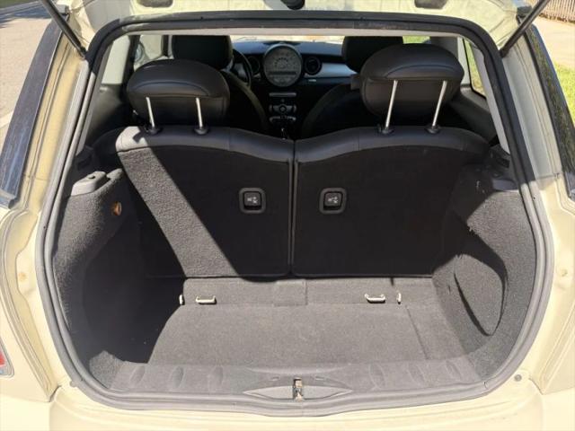 2010 MINI Cooper Cooper