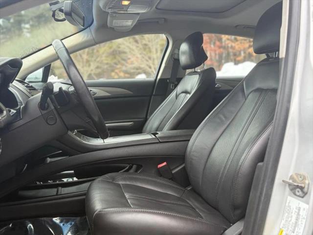 2014 Lincoln MKZ Base