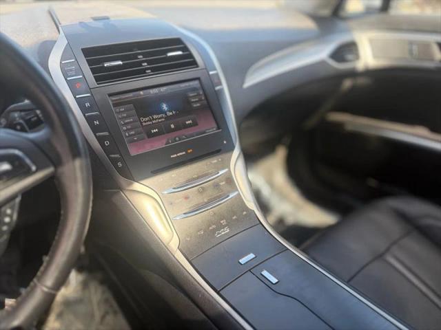 2014 Lincoln MKZ Base