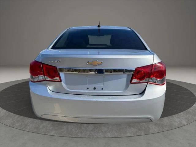 2013 Chevrolet Cruze LS Manual