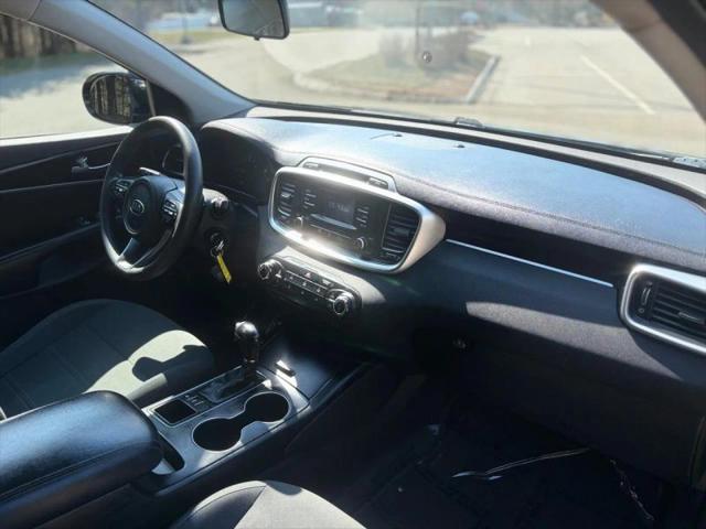 2016 Kia Sorento 3.3L LX