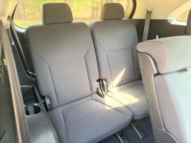 2016 Kia Sorento 3.3L LX