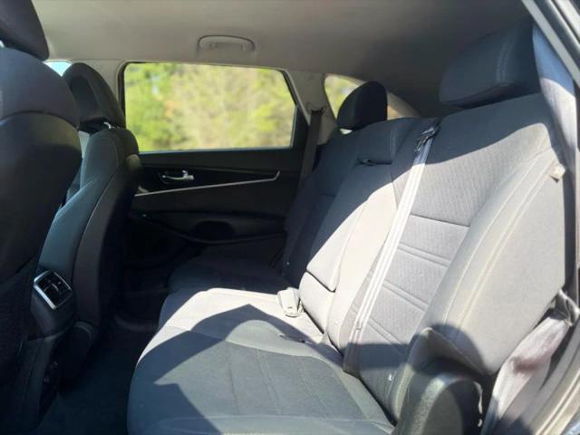 2016 Kia Sorento 3.3L LX