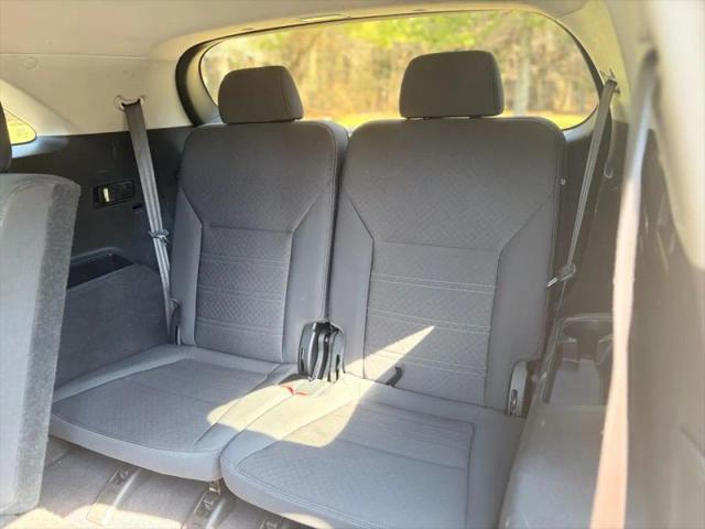 2016 Kia Sorento 3.3L LX