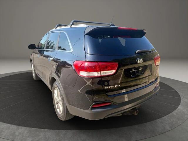 2016 Kia Sorento 3.3L LX