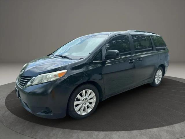 2011 Toyota Sienna LE for sale in Hooksett, NH