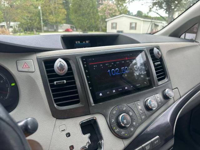 2011 Toyota Sienna LE