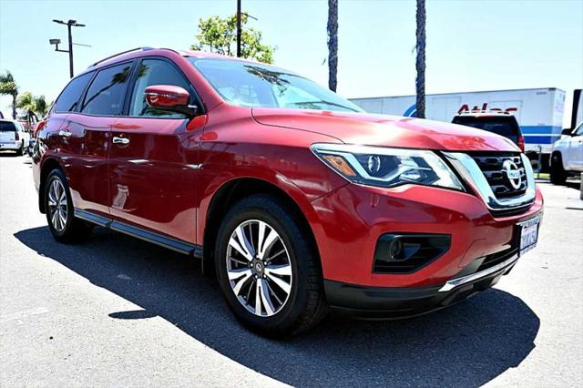 2017 Nissan Pathfinder S