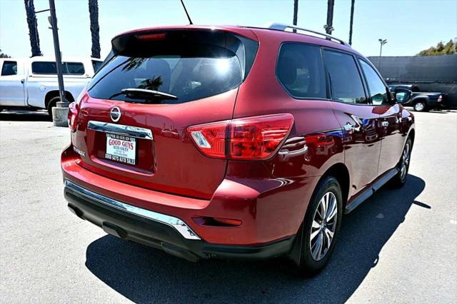 2017 Nissan Pathfinder S